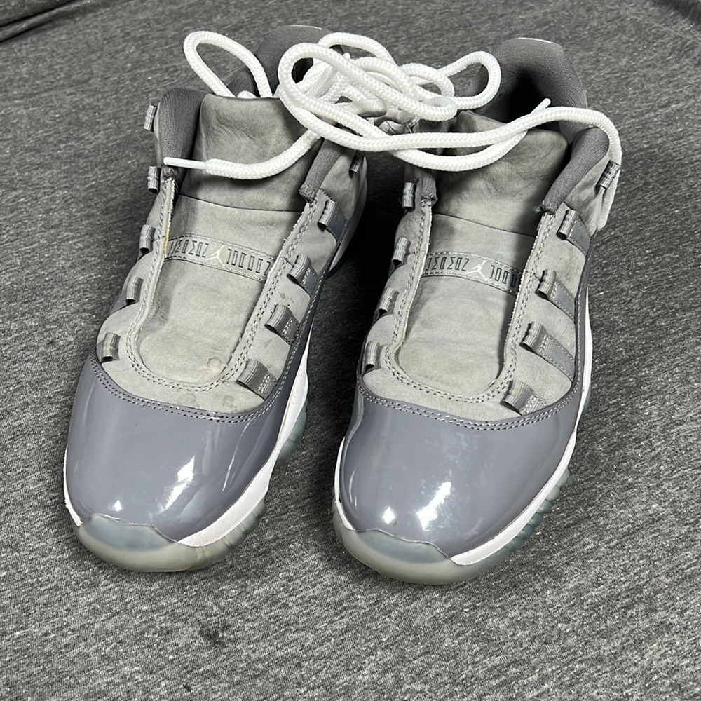 Air Jordan Retro Cool Grey 11 Low, size 9.5